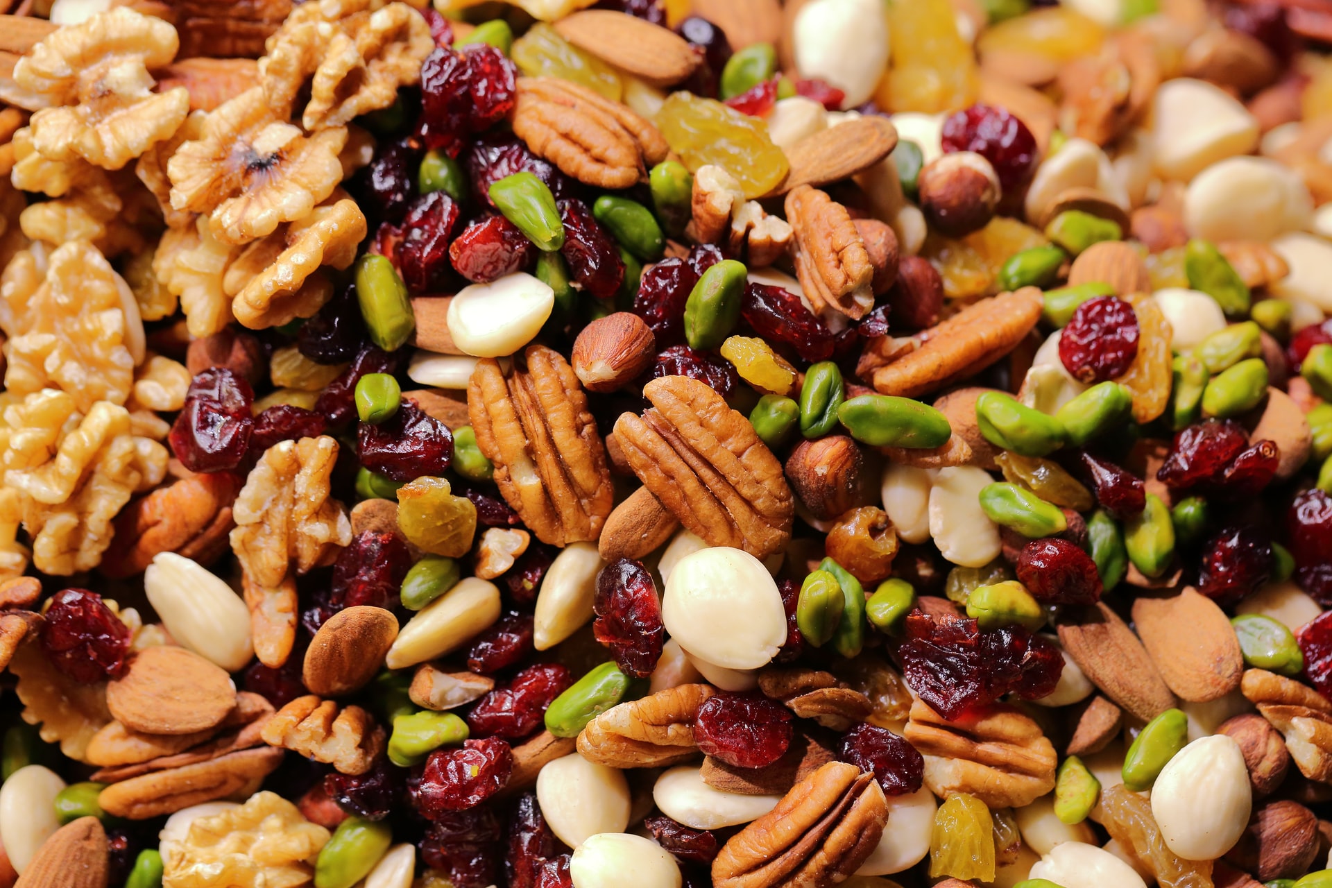 Nuts and seeds – why eat them?